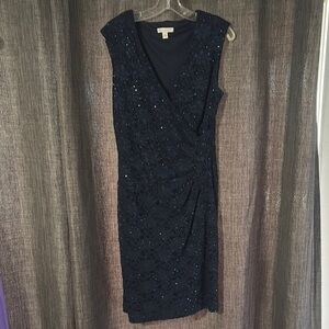 Blue Mini Sheath Dress with V-neck Sleeveless Design for Cocktail